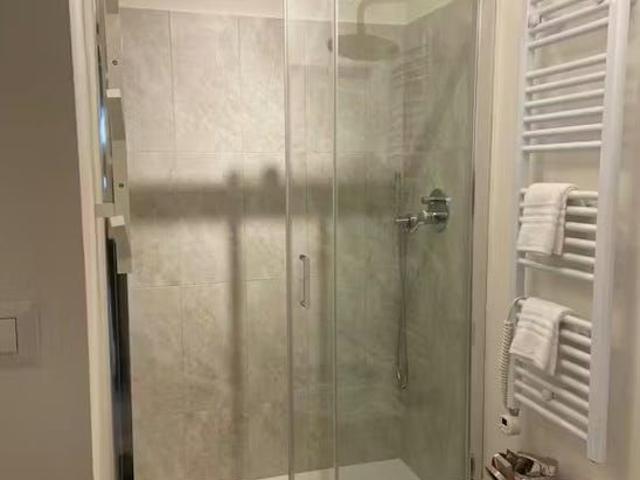 Appartamento in affitto a Municipio 6, Milano