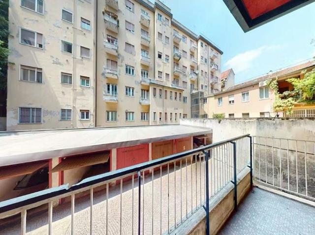 Appartamento in affitto a Municipio 1, Milano