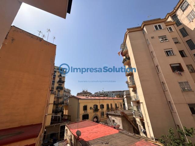 Appartamento in affitto a Municipalità 5, Campania