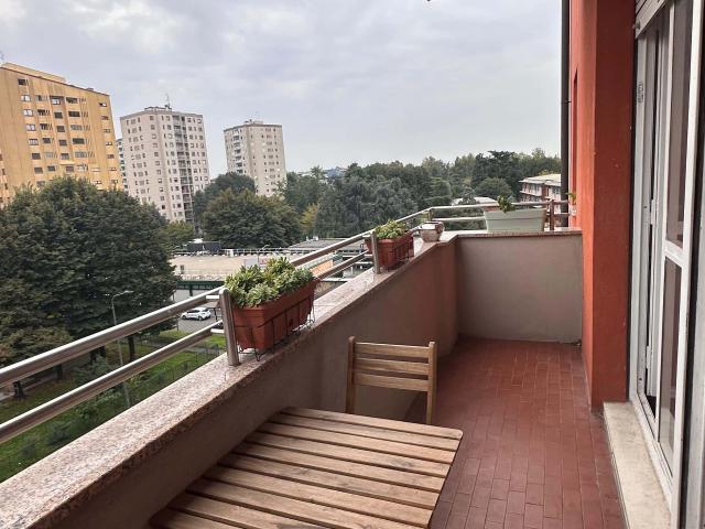 Appartamento in affitto a Municipio 8 di Milano, Milano