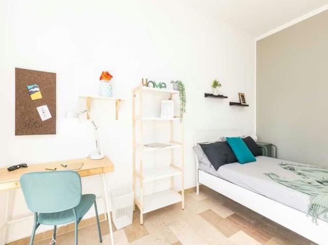 Appartamento in affitto a Municipio 4, Milano