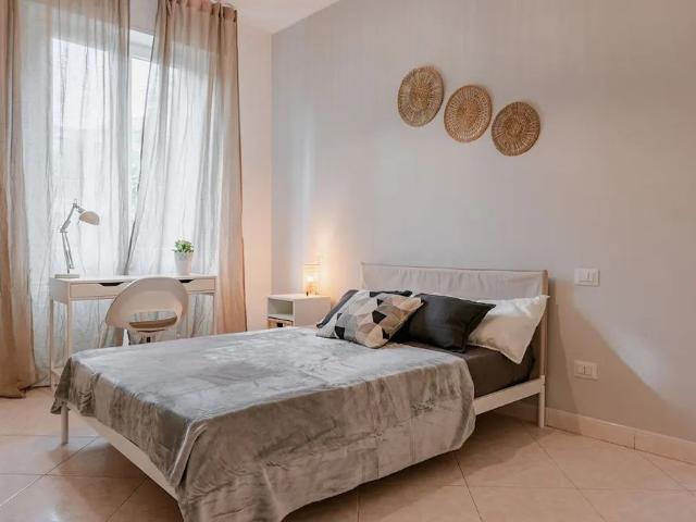 Appartamento in affitto a Municipio 9, Milano