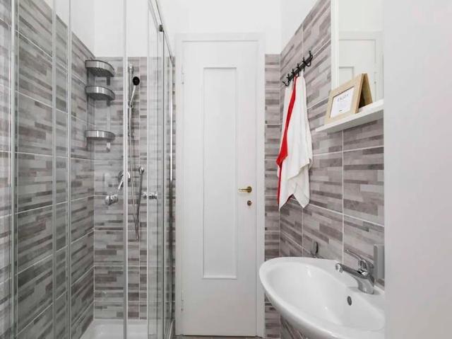 Appartamento in affitto a Municipio 9, Milano