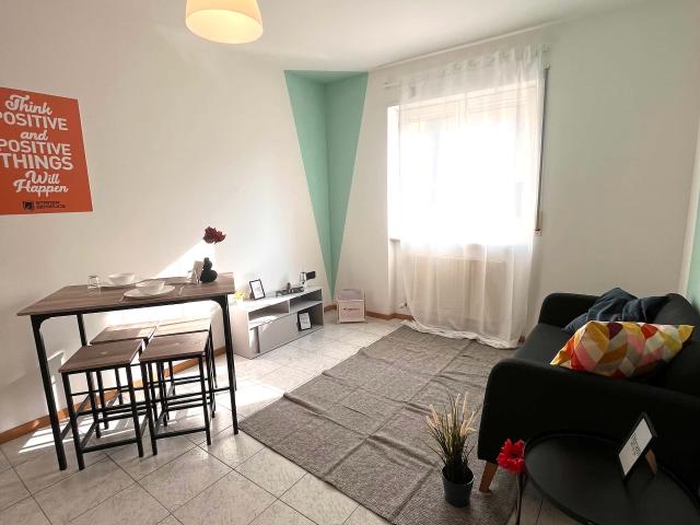 Appartamento in affitto a Territorio Val d'Adige, Trento