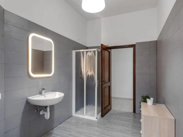 Appartamento in affitto a Centro storico, Milano