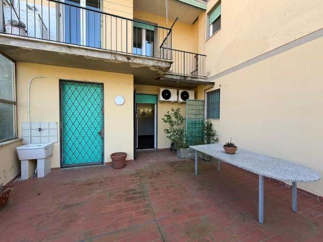 Villa Indipendente in affitto a Quartiere 4, Firenze
