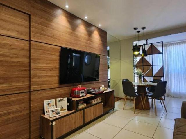 Apartamento venda em Região Geográfica Imediata do Distrito Federal, Região Integrada de Desenvolvimento do Distrito Federal e Entorno