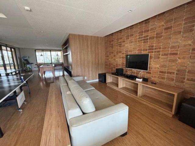 Apartamento venda em Região Geográfica Imediata do Distrito Federal, Região Integrada de Desenvolvimento do Distrito Federal e Entorno