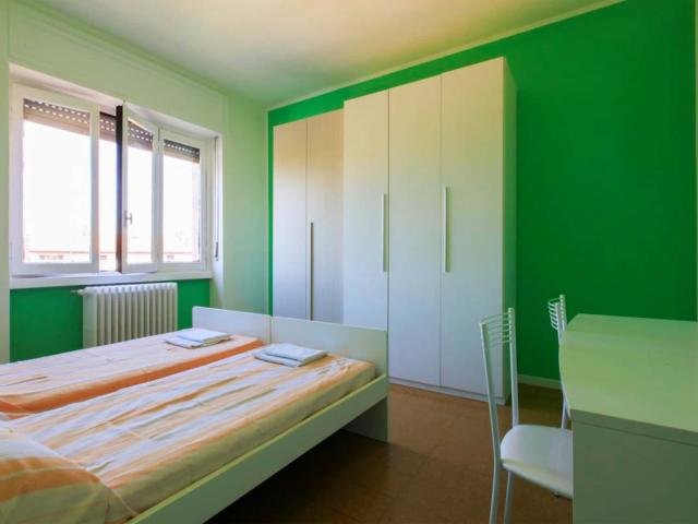 Appartamento in affitto a Municipio 6, Milano