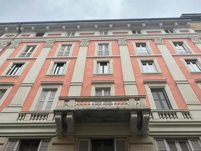 Villa Indipendente in affitto a Municipio 3, Milano