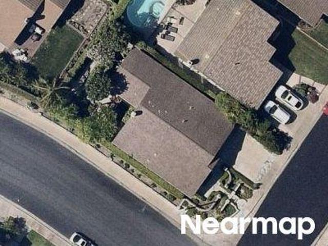 House for sale in Lake Forest
