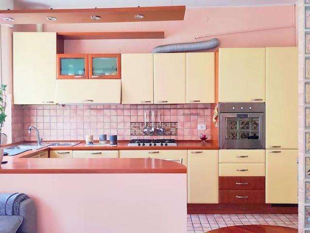 Appartamento in affitto a Municipio 4, Milano