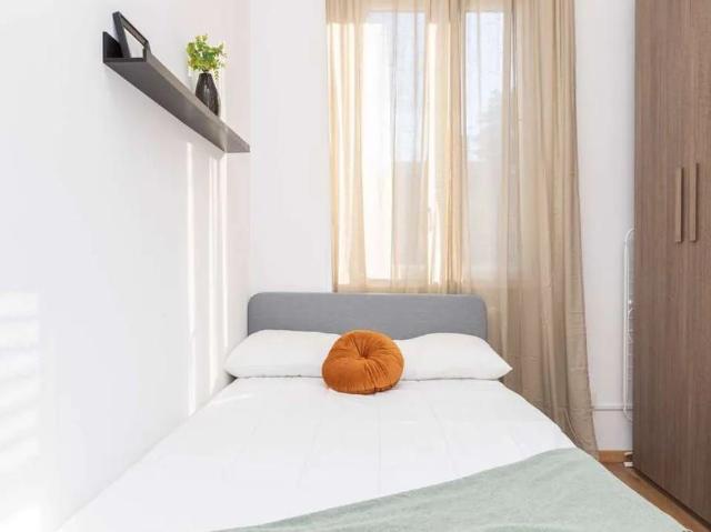 Appartamento in affitto a Municipio 9, Milano