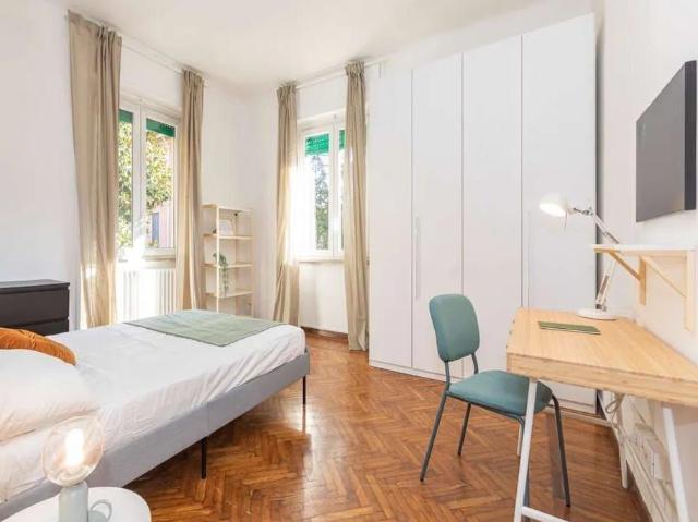 Appartamento in affitto a Municipio 9, Milano