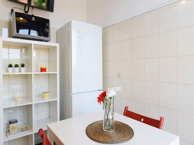 Appartamento in affitto a Municipio 9, Milano