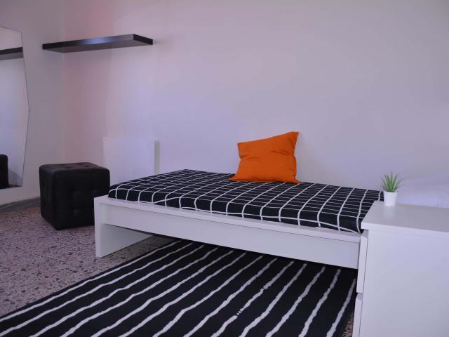 Stanza in affitto a Is Mirrionis, Cagliari