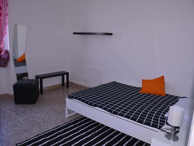 Stanza in affitto a Is Mirrionis, Cagliari