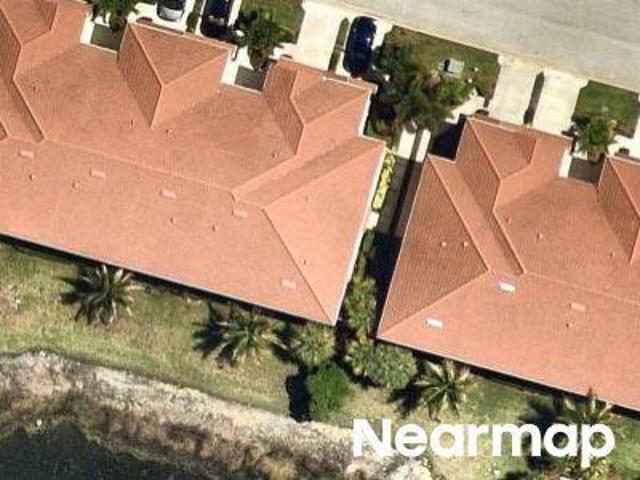 House for sale in Marbella on Cypress, Fort Myers