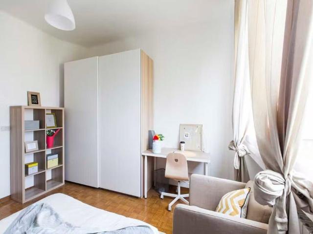 Appartamento in affitto a Municipio 6, Milano
