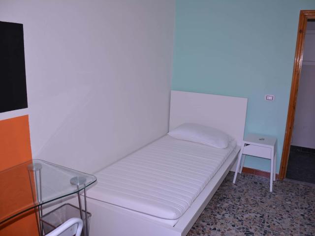 Stanza in affitto a La Vega, Cagliari