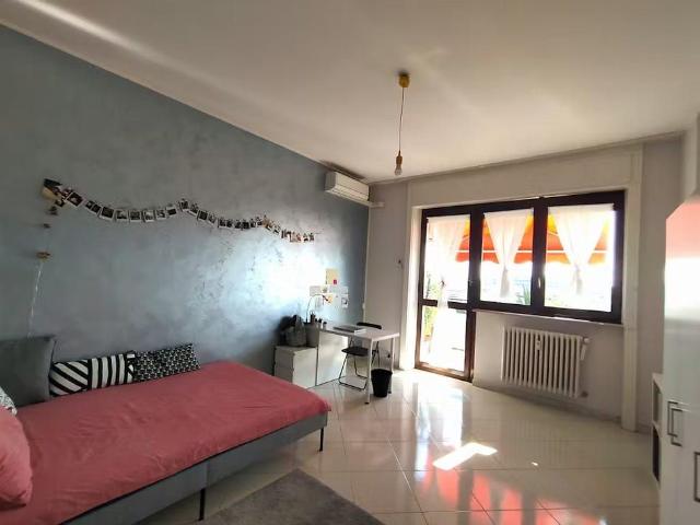 Appartamento in affitto a Lorenteggio, Corsico