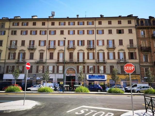 Appartamento in affitto a Circoscrizione 8, Piemonte