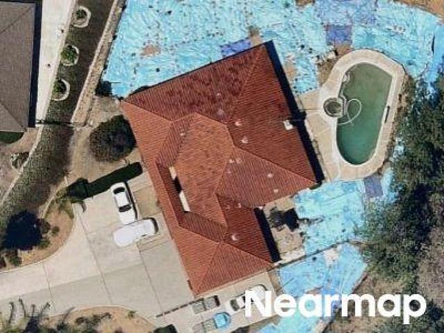 House for sale in Riverside