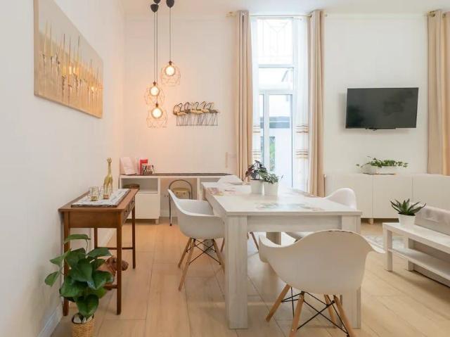 Appartamento in affitto a Centro storico, Milano