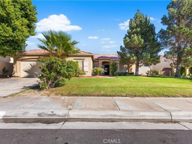 House for sale in Thousand Palms, California
