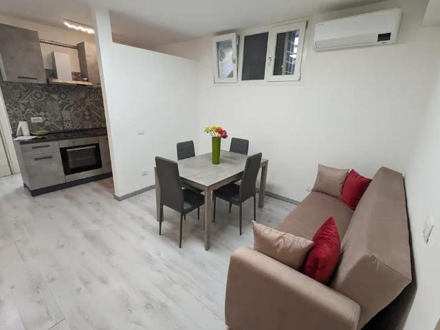 Appartamento in affitto a Municipio 9, Milano