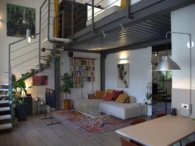Villa Indipendente in affitto a Municipio 9, Milano