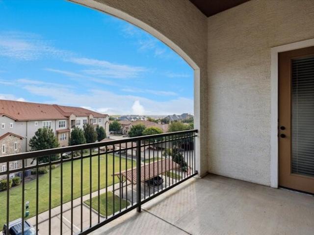 Condo for sale in Irving, Texas