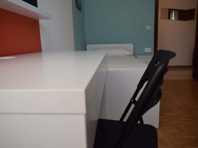 Stanza in affitto a Zona Nord, Brescia