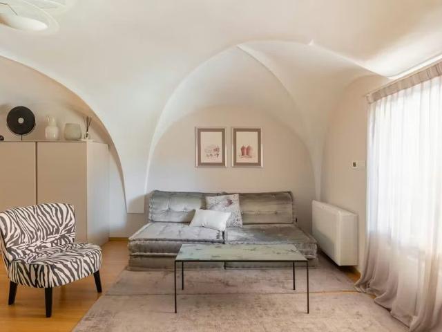 Appartamento in affitto a Santo Stefano, Bologna