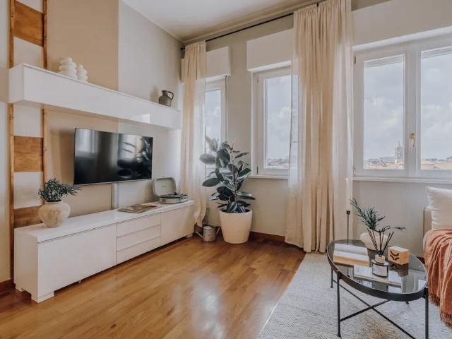 Appartamento in affitto a Centro storico, Milano