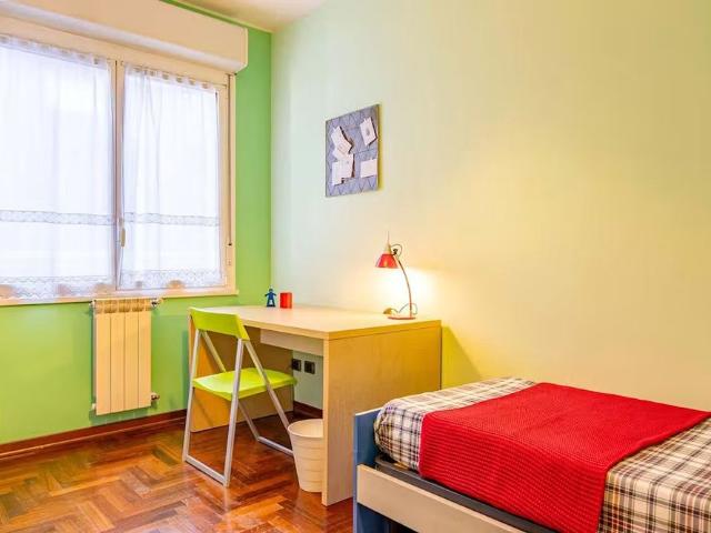 Appartamento in affitto a Municipio 9, Milano