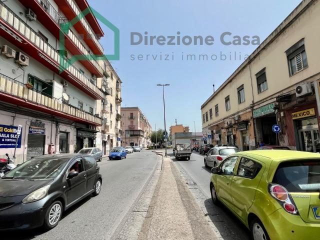 Appartamento in affitto a Municipalità 4, Campania