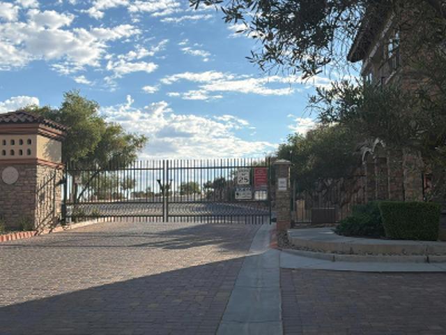 Condo for sale in Henderson, Clark County