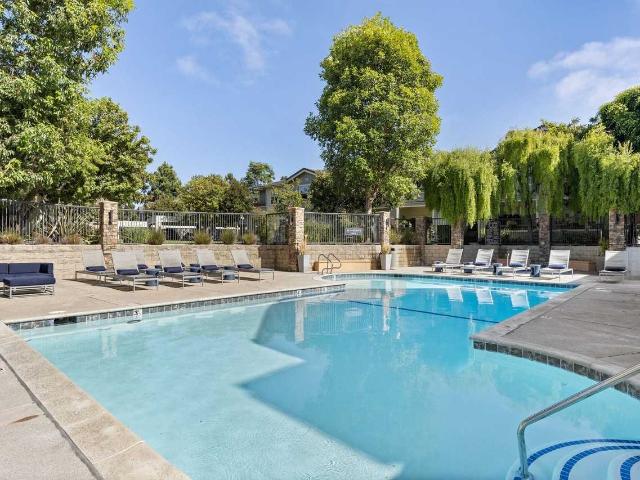 Apartment for rent in Ventura, California