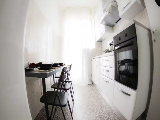 Appartamento in affitto a Municipio 7, Milano