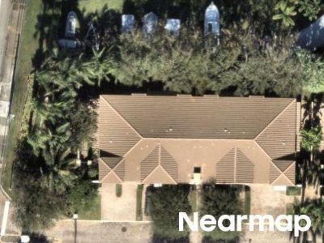 Townhouse for sale in Lake Worth