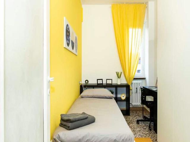 Appartamento in affitto a Municipio 9, Milano