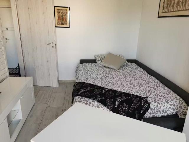 Appartamento in affitto a Municipio 9, Milano