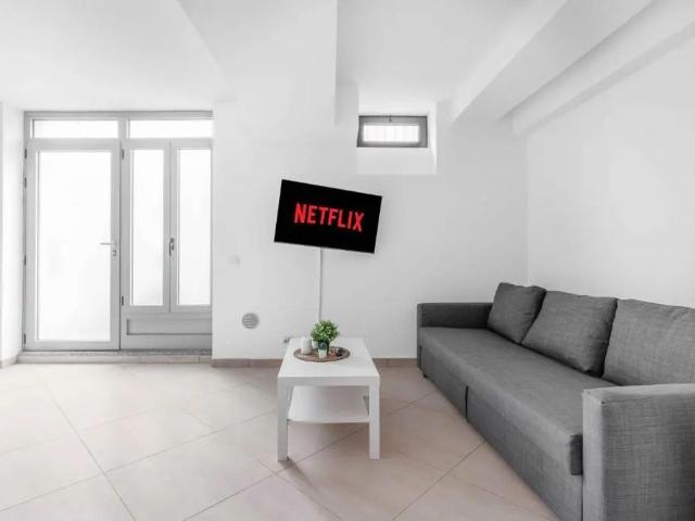 Appartamento in affitto a Municipio 9, Milano