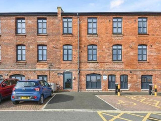 House for sale in Burley, West Yorkshire