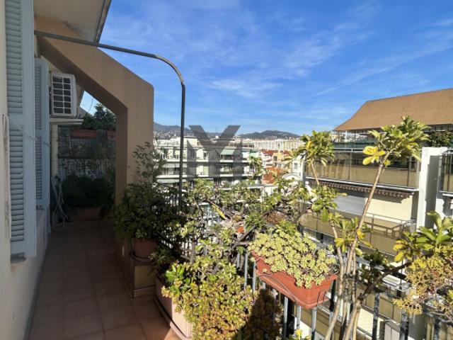 Maison vente à Nice, Alpes-Maritimes