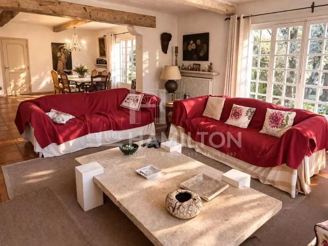 Maison vente à Grasse, Le Rouret