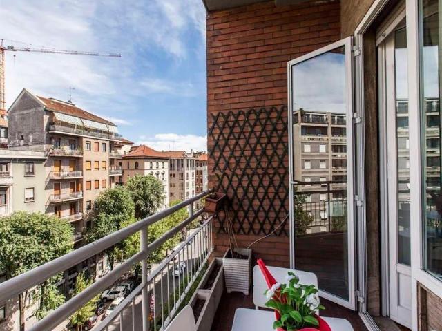 Appartamento in affitto a Centro storico, Milano