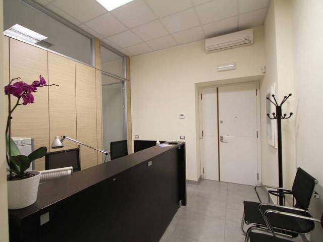 Ufficio in affitto a Municipio Roma I, Roma Capitale