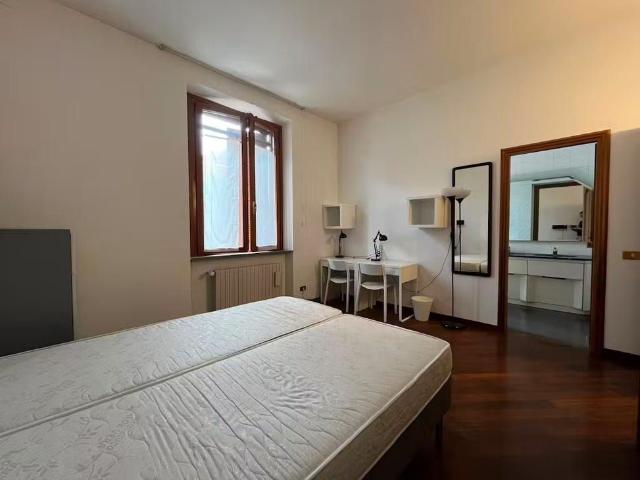Appartamento in affitto a Municipio 9, Milano